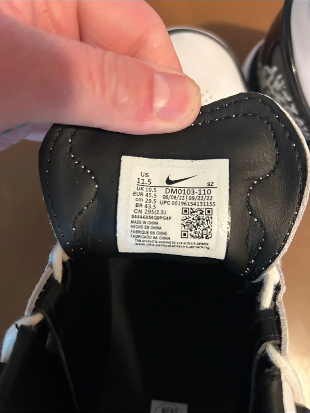 Air Jordan ADG 4 white/black
